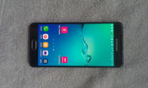 SAMSUNG GALAXY A5 (2016)