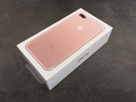 New Iphone 7 64GB Black Unlocked 