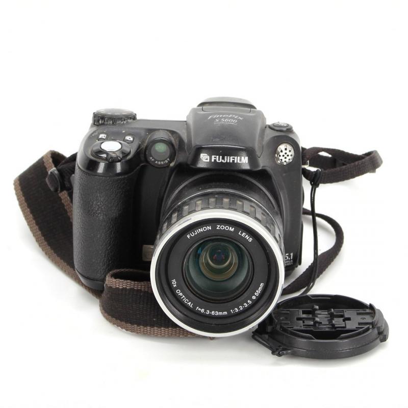 Fujifilm FinePix S5600