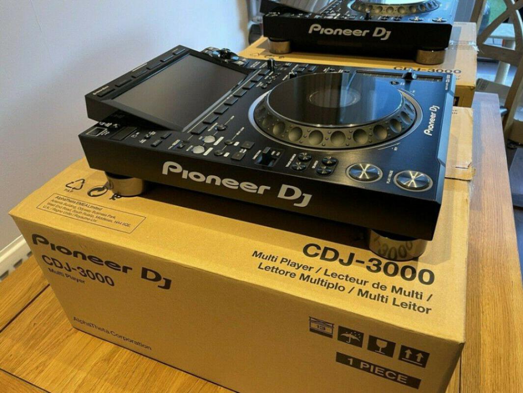 Pioneer CDJ-3000, DJM-A9, Pioneer CDJ-2000NXS2, DJM-900NXS2